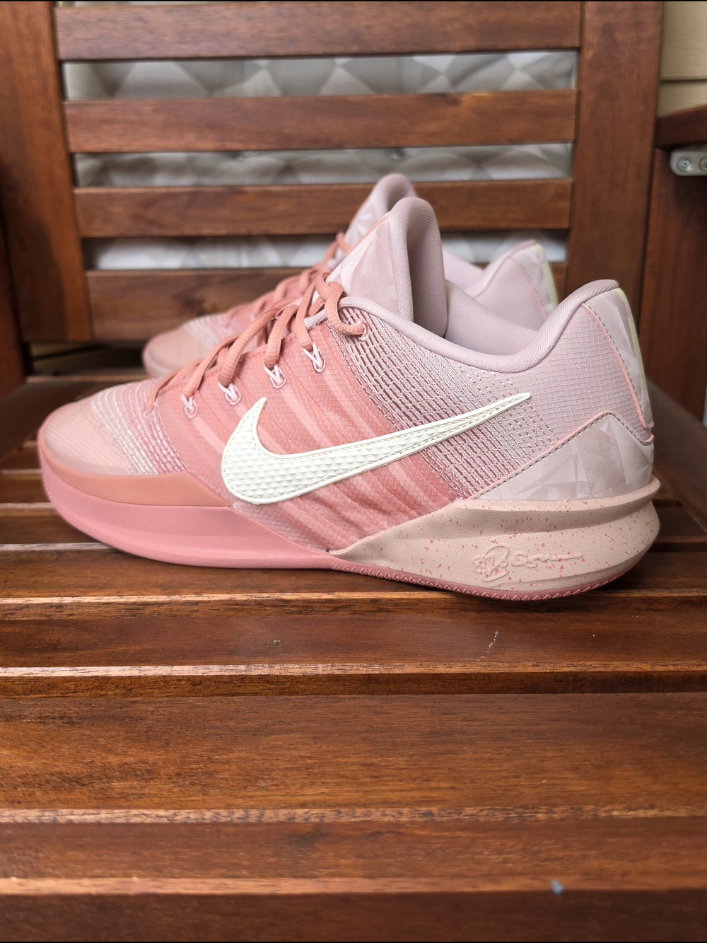 Nike Sabrina 3 Women’s Size 13 - Picture 3 of 7
